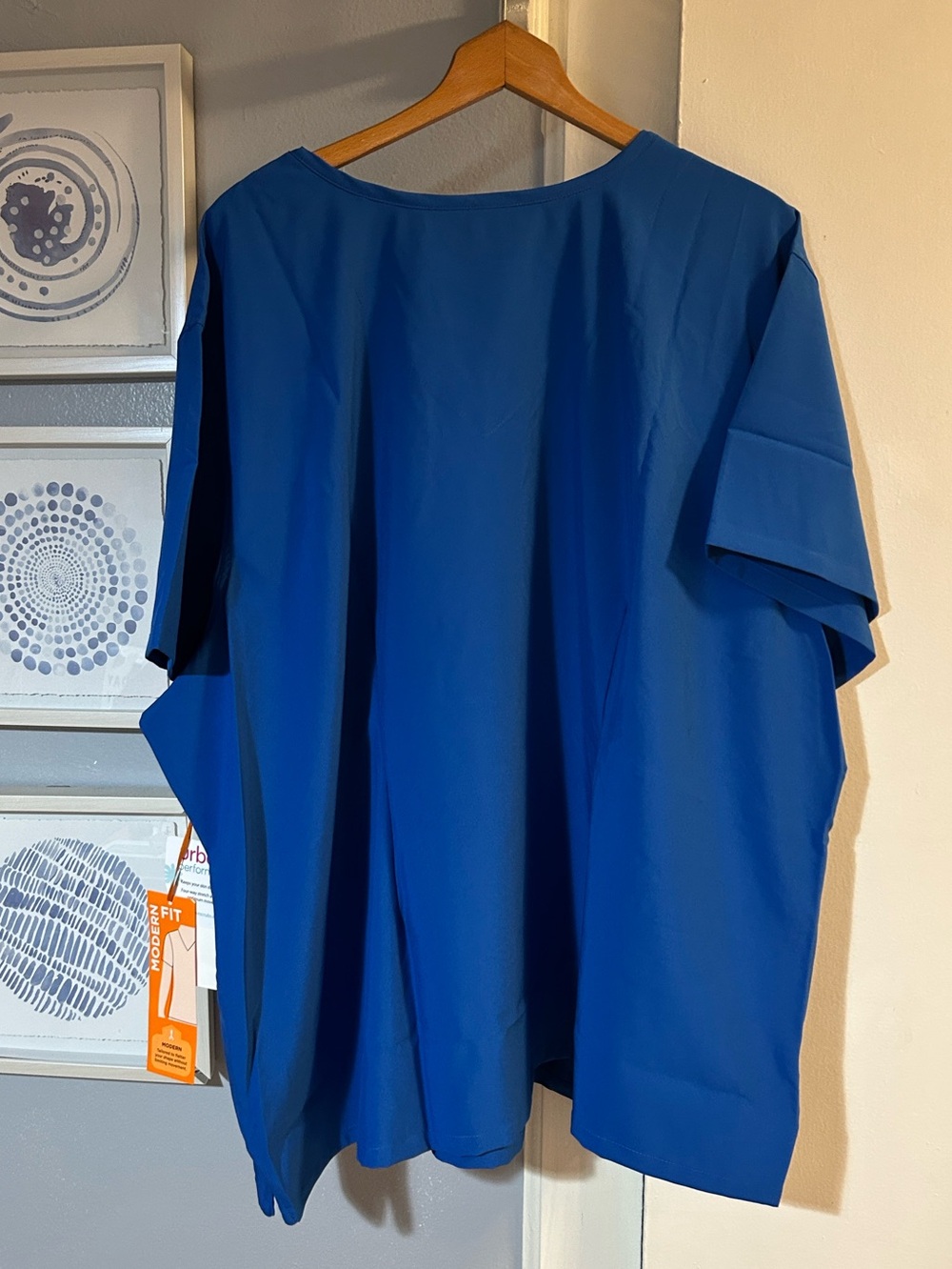 NWT Urbane Performance scrub top Size 5XL Royal Blue Short Sleeve - Picture 2 of 6